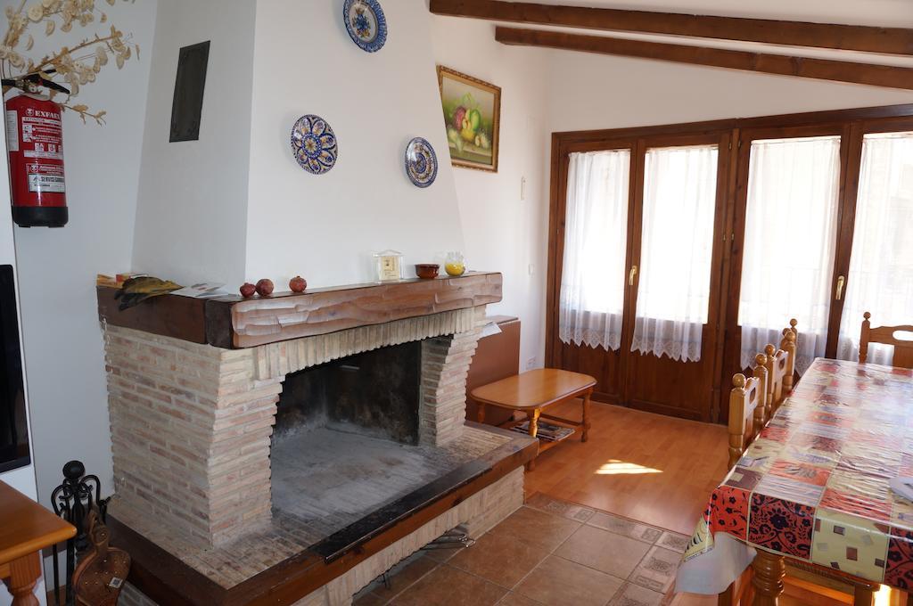 Casa Rural Os Arregueses Alquezar Bagian luar foto