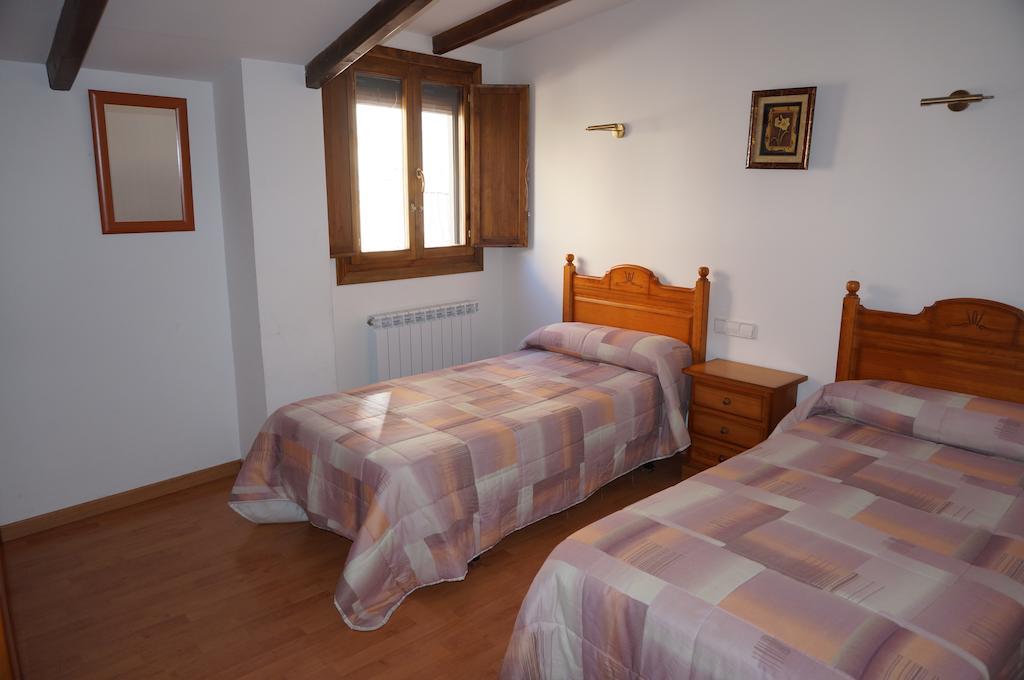 Casa Rural Os Arregueses Alquezar Bagian luar foto