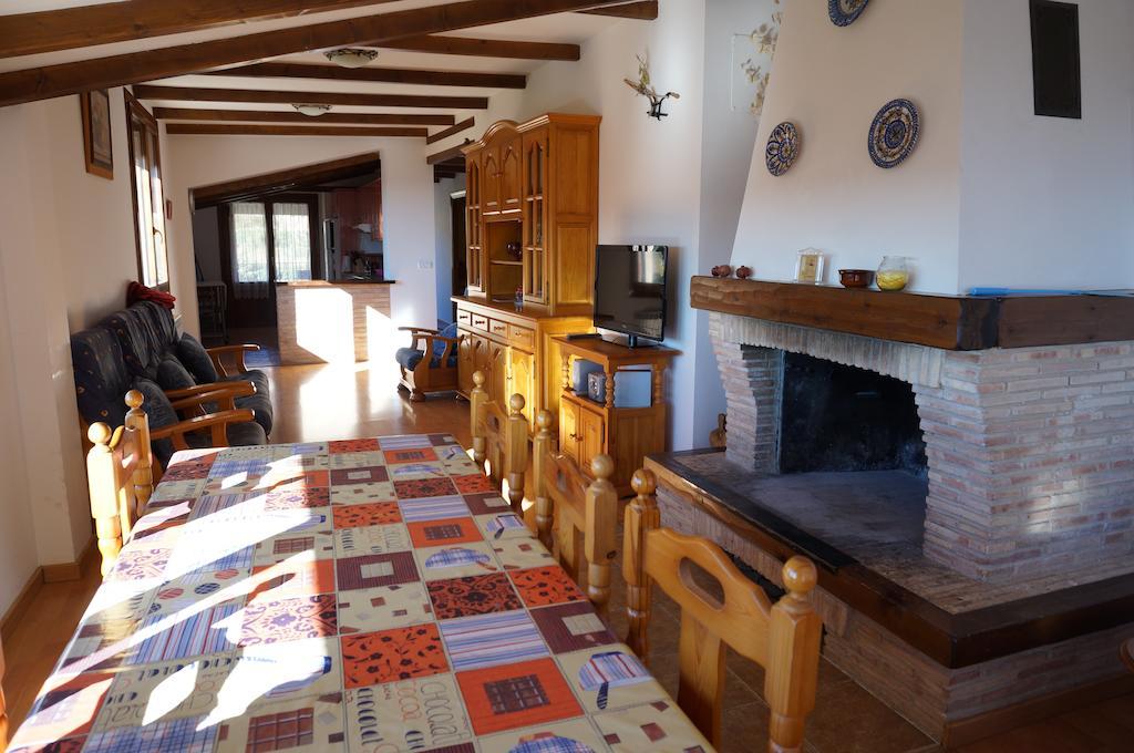 Casa Rural Os Arregueses Alquezar Bagian luar foto