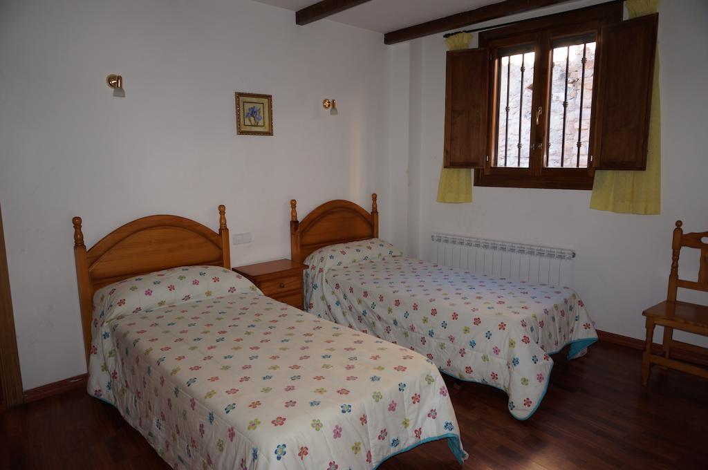 Casa Rural Os Arregueses Alquezar Bagian luar foto