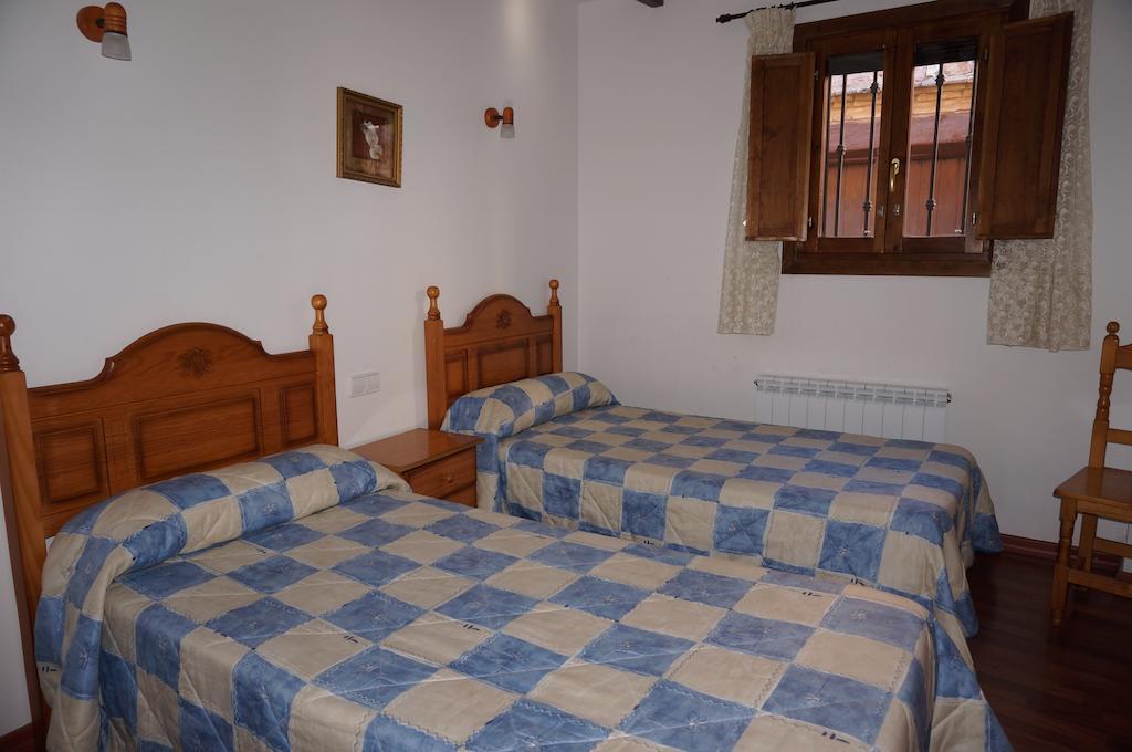 Casa Rural Os Arregueses Alquezar Bagian luar foto